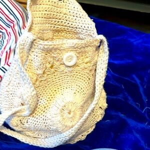 Crochet Antique Small Hobo/Satchel purse. Emo style Beige Color.